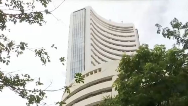 Bears tighten grip on Dalal Street, Sensex tumbles from mount 60K; Zomato zooms despite weak Q2 numbers; more