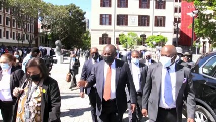 Trauer um de Klerk: Wegbereiter des Friedens in Südafrika verstorben 🕊️