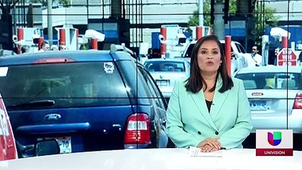 Largas filas para obtener comprobante de vacunación COVID-19 y poder cruzar a EE.UU.