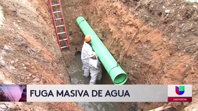 Noticias San Diego 6pm 092721 - Clip MEGA WATER LEAK
