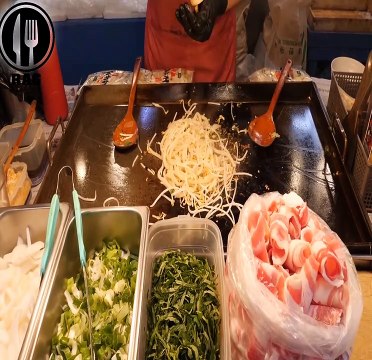 Salteado de Carne de Res y Fideos