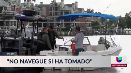 Ferretti-4 de julio Tampa Guardia Costera