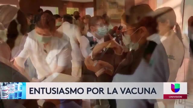 Noticias San Diego 6pm 061721 - Clip TJ VACC LINES