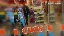 Bursa'da markette bıçaklı soygun girişimi! Kameraya böyle yansıdı