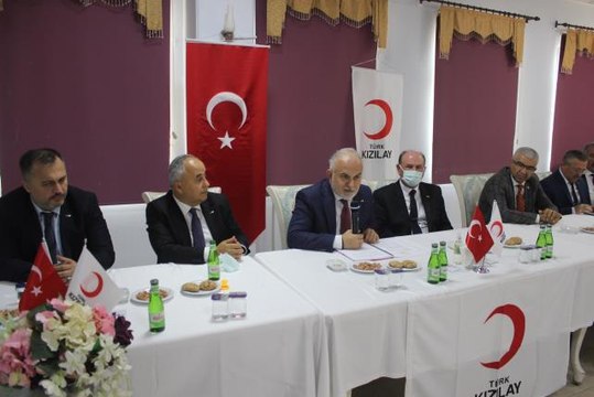 Türk Kızılay Genel Başkanı Kerem Kınık Osmaniye'de Kızılay gönüllüleriyle buluştu