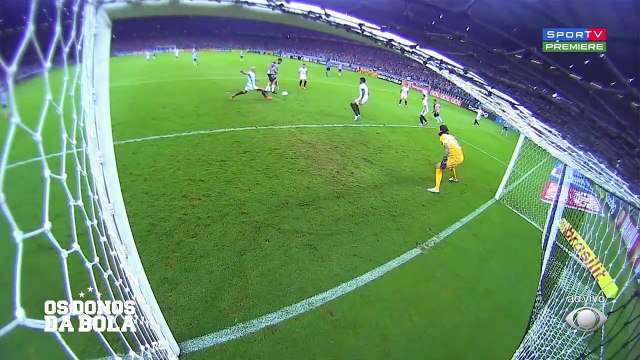 O Corinthians enfrenta o Cuiabá, amanhã, na Neo Química Arena. Quem joga contra o Timão é o goleiro Walter, que era reserva de Cássio. O gigante se acomodou com a saída dele?#OsDonosDaBola