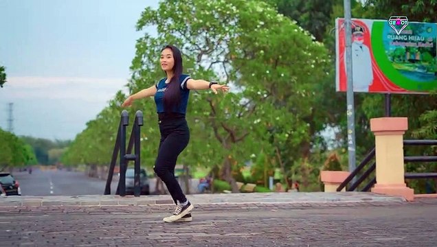 DJ PREMAN PREMINIM DASH UCIHA PLIS KU TAK SUKA PREMAN BRENGSEK SLOW REMIX