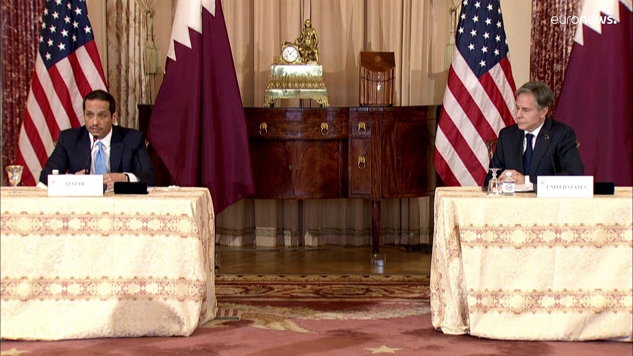 وزير الخارجية القطري يدعو إلى وقف تطبيع العلاقات مع دمشق