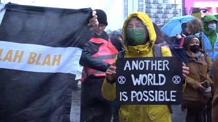 La COP26 se acerca a su fin entre protestas contra la "inoperancia climática"