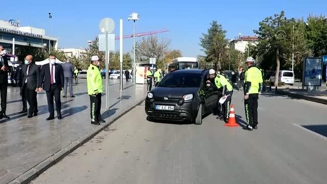 GAZİANTEP - Bi Hareketine Bakar Hayat kampanyasıyla emniyet kemerine dikkat çekildi