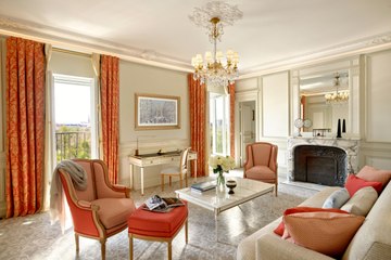 This Luxurious Paris Hotel Unveiled 20 New Suites With Views of Iconic Landmarks — From the Eiffel Tower to the Tuileries