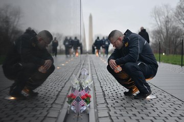 This Day in History: Vietnam Veterans Memorial Dedicated (Saturday, November 13th)