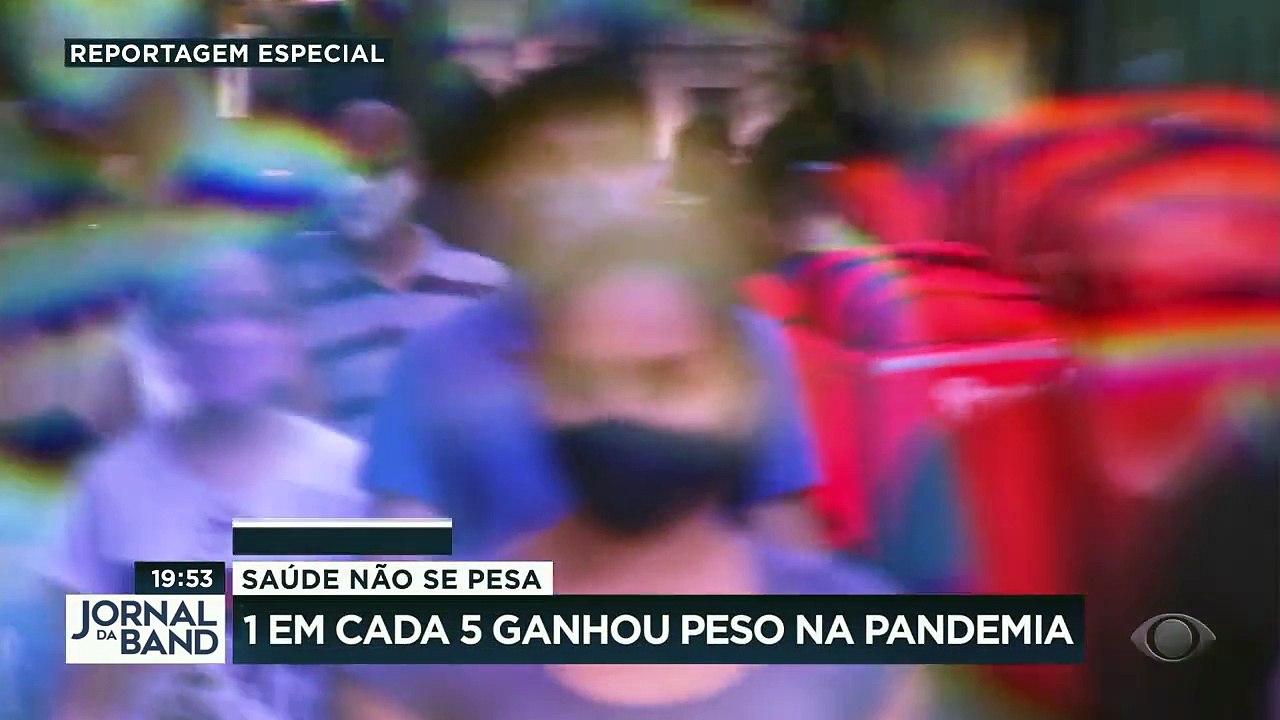 Os quilinhos a mais foram inevitáveis pra muita gente na pandemia. Pra quem tem sobrepeso, o alerta acende por causa do risco da obesidade uma doença que exige atenção e precisa de tratamento.