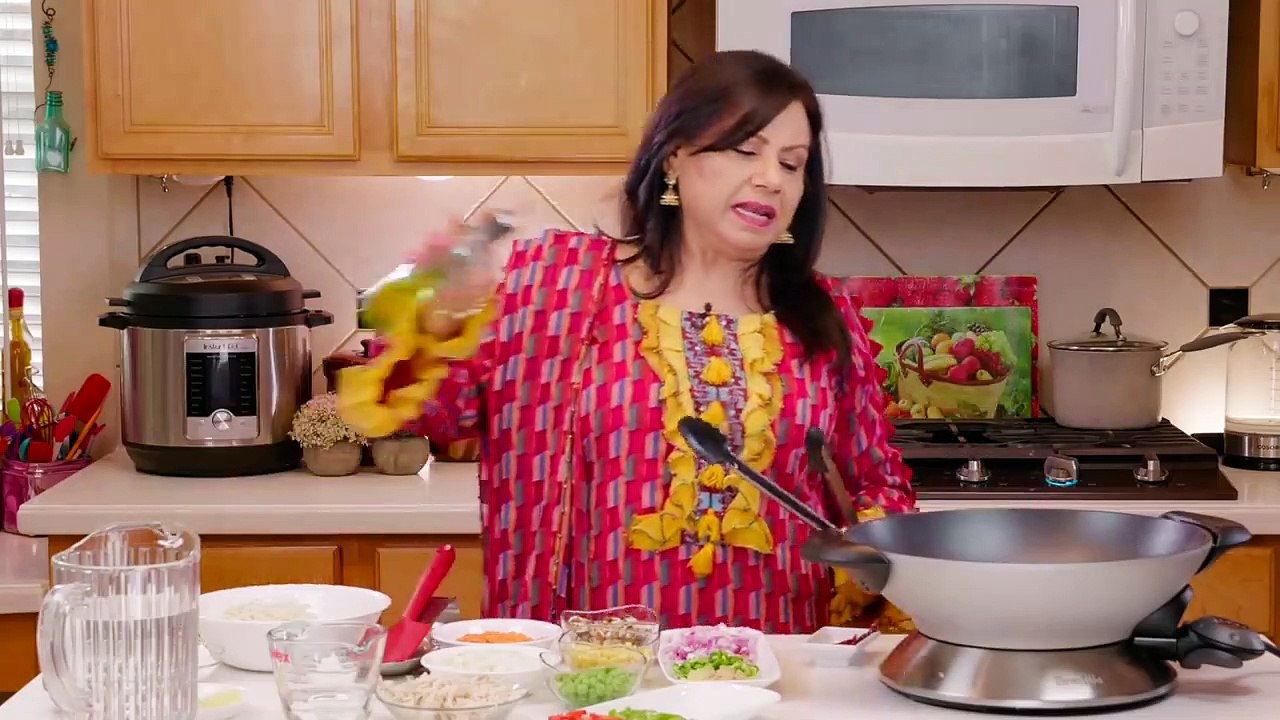 Amazing New Soup Perfect for the Season Man-chow Soup Recipe in Urdu Hindi - RKK