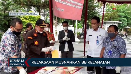 Kejaksaan Musnahkan Barang Bukti Kejahatan