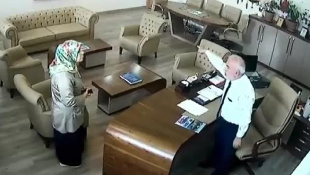 Şehit yakını ve belediye işçisini makam odasından kovan belediye başkanı için AK Parti'den ilk açıklama