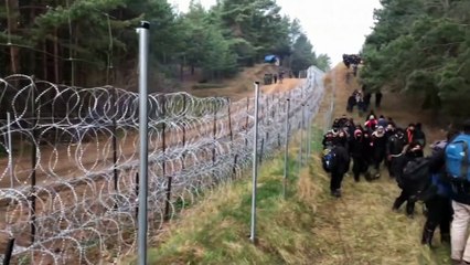 Crise migratoire à la frontière entre Bélarus et Pologne : quel est le rôle du Kremlin ?