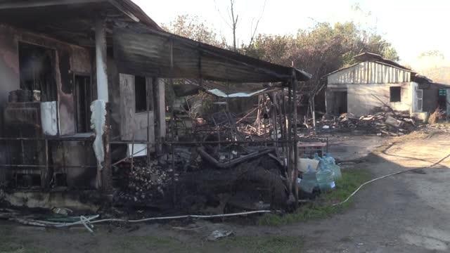 Evde çıkan yangında bir kişi öldü, 6 kişi dumandan etkilendi