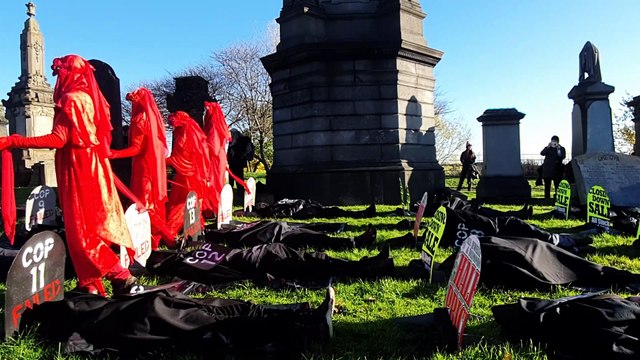 Extinction Rebellion conduct ceremony of grief for COP26