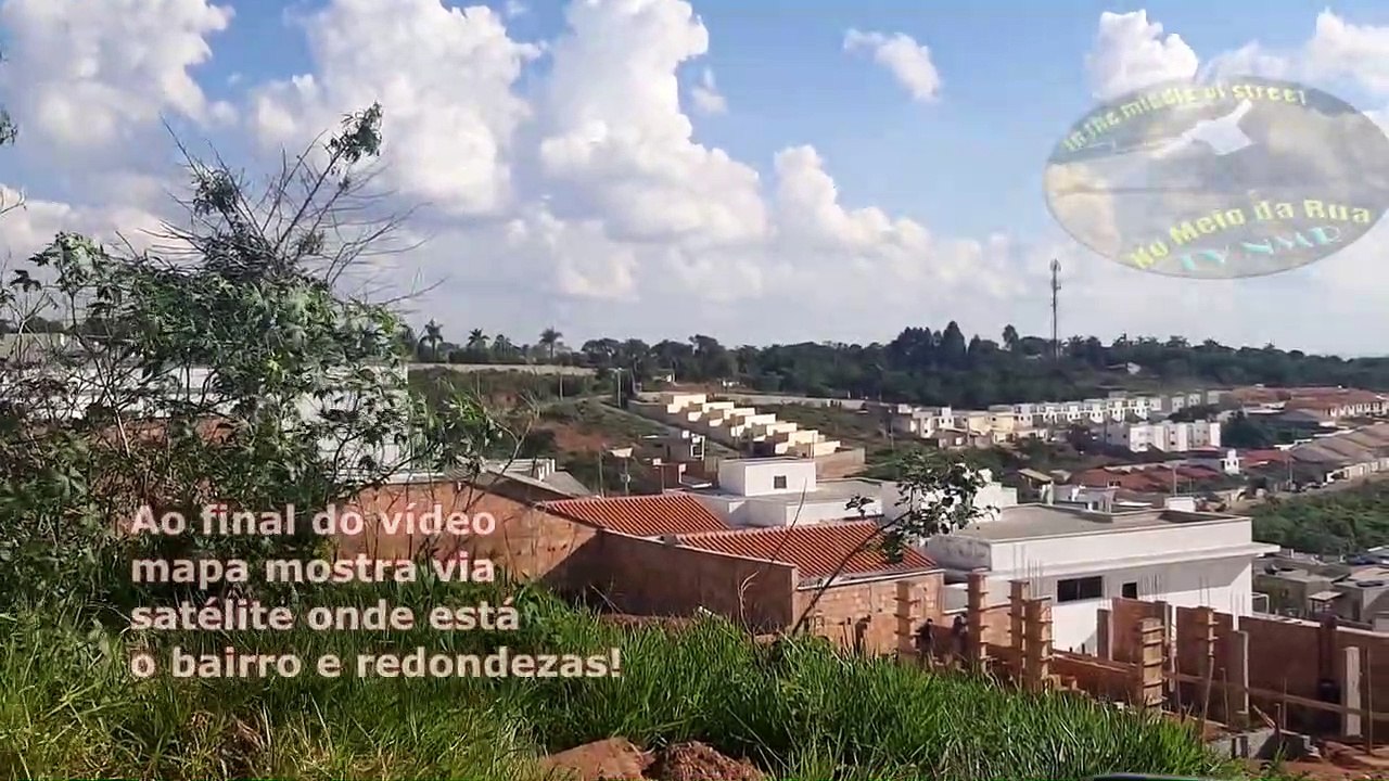 Onde fica o Bairro Sao Pedro, Esmeraldas MG? Como é ele e a situação das ruas? Conheça! O Noviço abandonado. A Praça Dona Lora nas margens MG 432