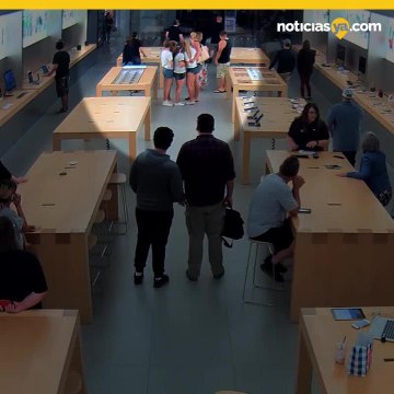 Grupo de ladrones se lleva miles de dólares en productos Apple