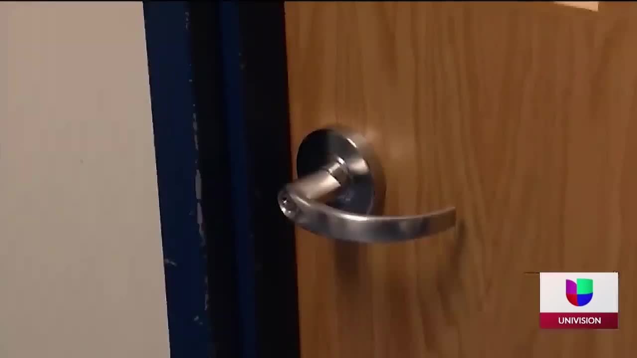 Alumnos de Fairfax regresarán a clases presenciales (09/23/2020)