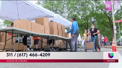 Despensas móviles en Chelsea continuan