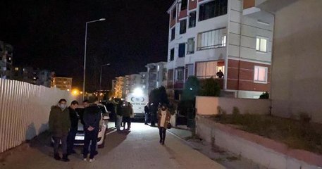 Son dakika... Anne ve babasını tabancayla öldürüp, intihar etti