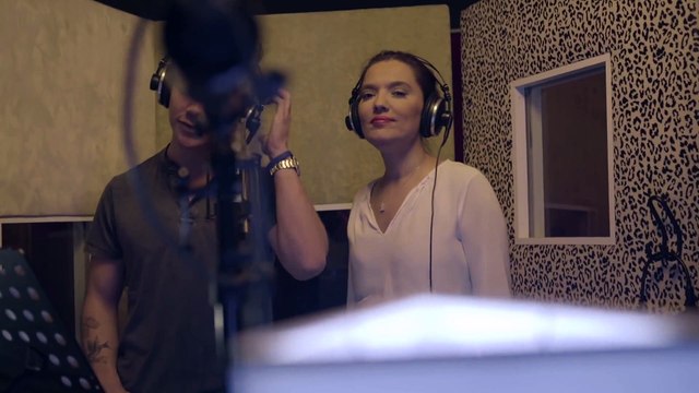 Sinan Akçıl ft. Demet Akalın - Vazgeçilmezim