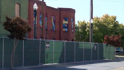 10PM TX SUPREME COURT HANDS PKG