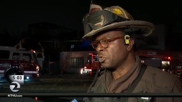 Building under construction along Oakland-Emeryville border catches fire - Story KTVU - http ktvu.comnewsbuilding-under-construction-along-oakland-emeryville-border-catches-fire (1)