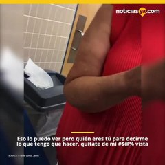 Mujer sigui a una joven al bao para gritarle por estar muy gorda