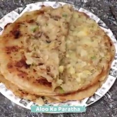 Video herunterladen: न बेलना है, न आटा गूंथना है  - आलू का भरवां पराठा | Aloo Stuffed Paratha - No Dough, No Roll #StuffedParatha #PotatoRecipe