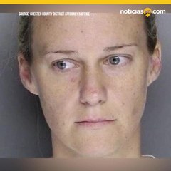 Maestra de ciencias es arrestada por sexo con alumno