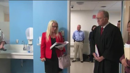 Hispano con múltiples cargos