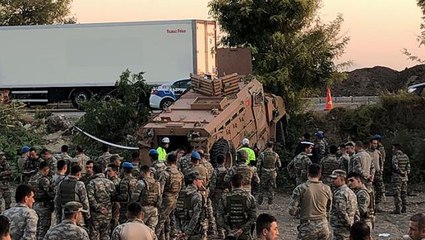 Yürekleri ağza getiren kaza! Askeri araç devrildi, 5 askerimiz yaralandı