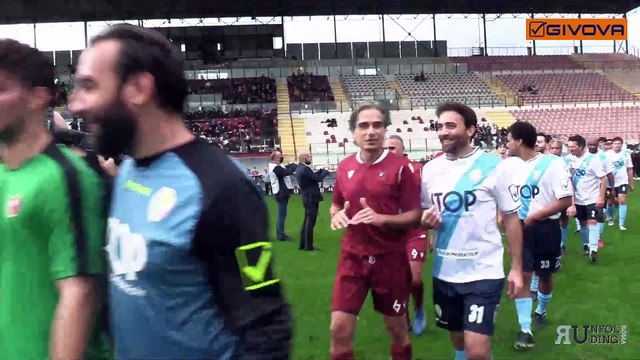 Prima uscita stagionale della Nazionale Attori in terra di Calabria , una partita giocata presso lo stadio Oreste Granillo all’insegna della beneficenza e della solidarietà.