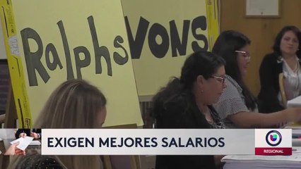 Empleados de mercados deciden si van a huelga en el sur de California