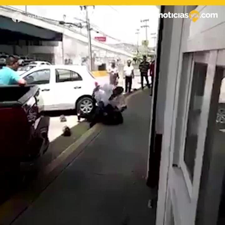 Hombre recibi una brutal golpiza por patear a un perro en la calle