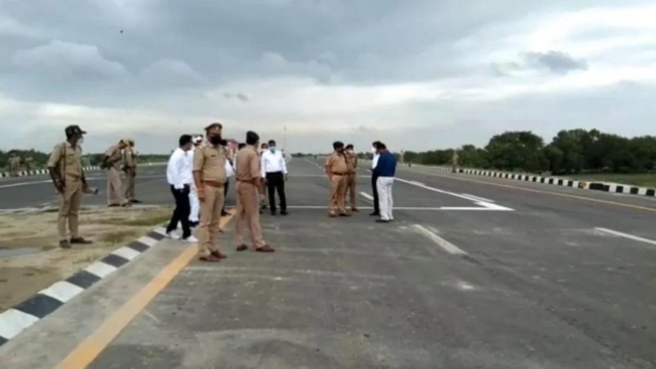 How politics connected with expressway in Uttar...
