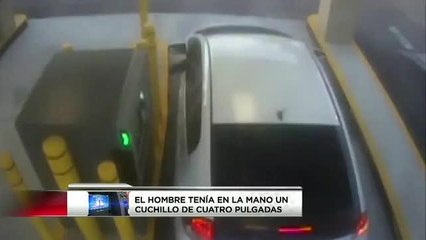 VIDEO: Robo en cajero automático en banco de Tampa