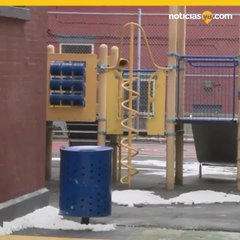 Escuela entrega a niño con los brazos fracturados
