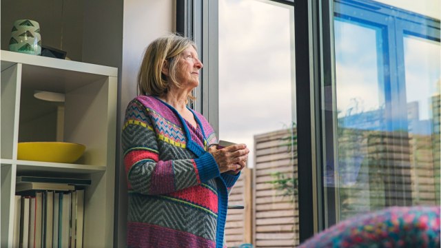 Retraités, avez-vous les moyens de vieillir à domicile ? Nos calculs, profil par profil