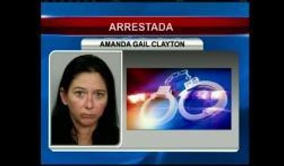 Arrestan a una mujer por conducir ebria y causar un accidente