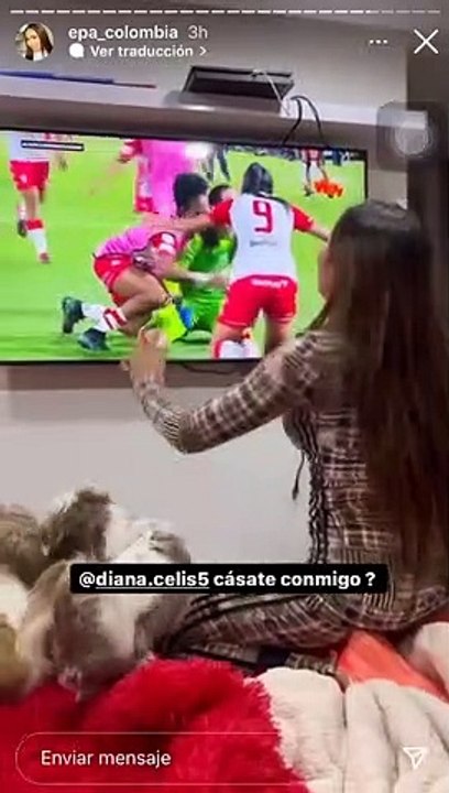 Por Instagram y celebrando un gol: Epa Colombia pidió matrimonio
