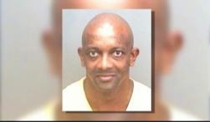 Oficial de policía de Pinellas fue arrestado