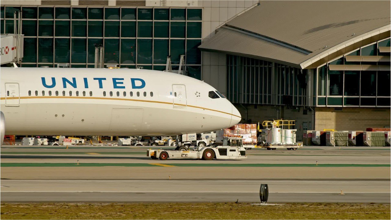 Boeing 737 MAX, Airbus A321neo… United Airlines...