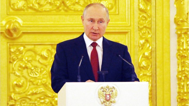 Face aux menaces de sanctions des Etats-Unis, la Russie va liquider les actifs en dollars de son fonds souverain !