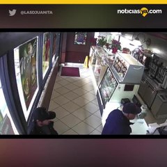Joven apuala repentinamente a cliente en tienda de donas en CA