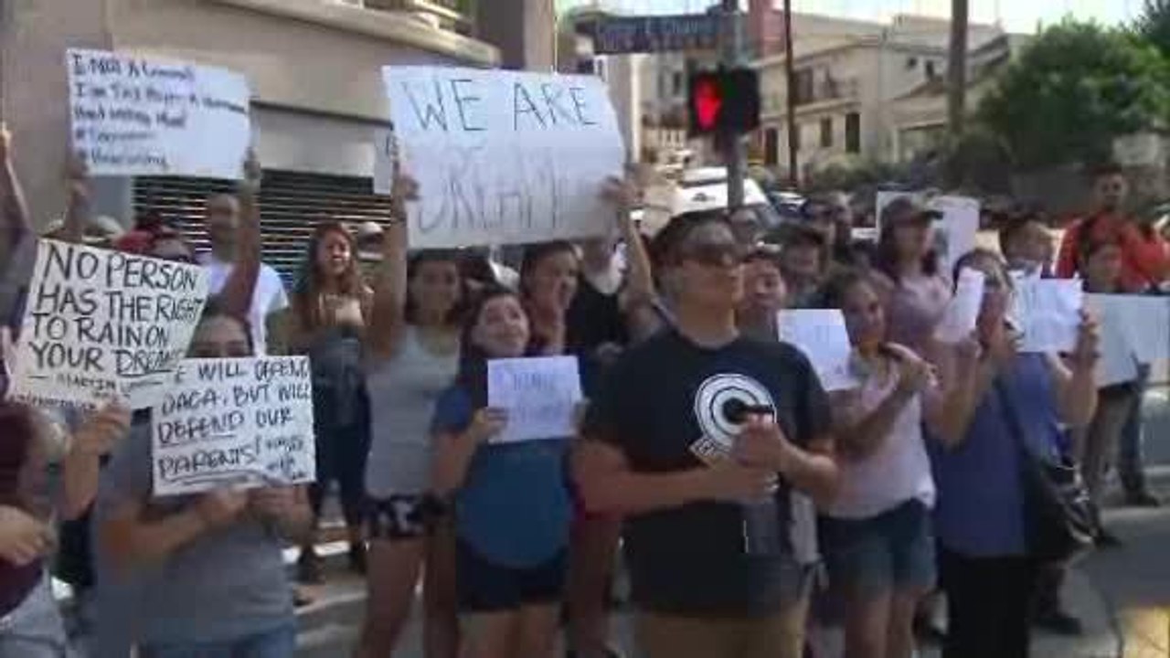 WM16x9N_PO-69TH_FILE_ WH CONSIDERING VETO THREAT OF IMMIGRATION _CNNA-ST1-10000000046def68_201_0W